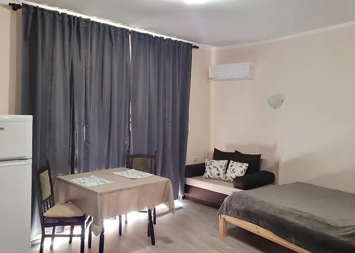 на море в сарафово